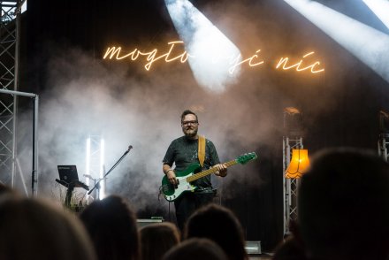 Koncert zespołu Kwiat Jabłoni w wiślańskim amfiteatrze